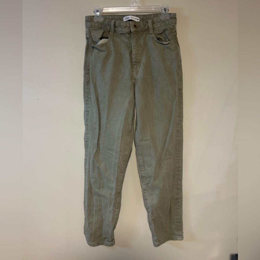 Zara Women's Olive Straight Leg Jeans